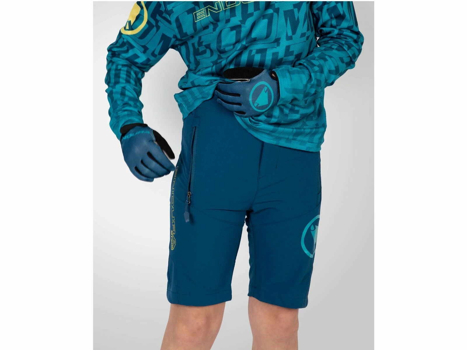 Endura Kinder MT500JR Burner Short, Blaubeere 3 Endura Kinder MT500JR Burner Short, Blaubeere – Bild 3
