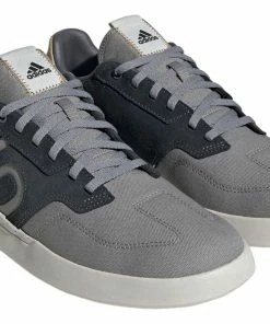 Five Ten Sleuth, Grefiv/grethr/brostr