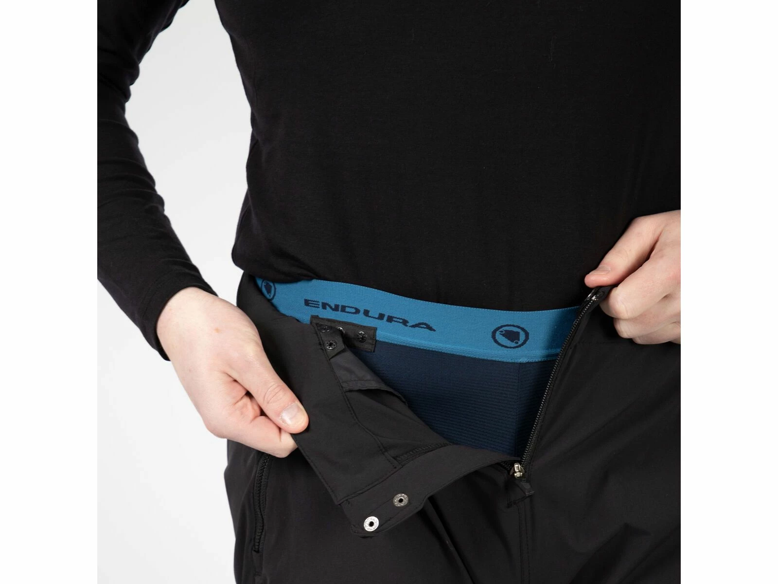 Endura MT500 Burner Lite Hose, Schwarz 4 Endura MT500 Burner Lite Hose, Schwarz – Bild 4