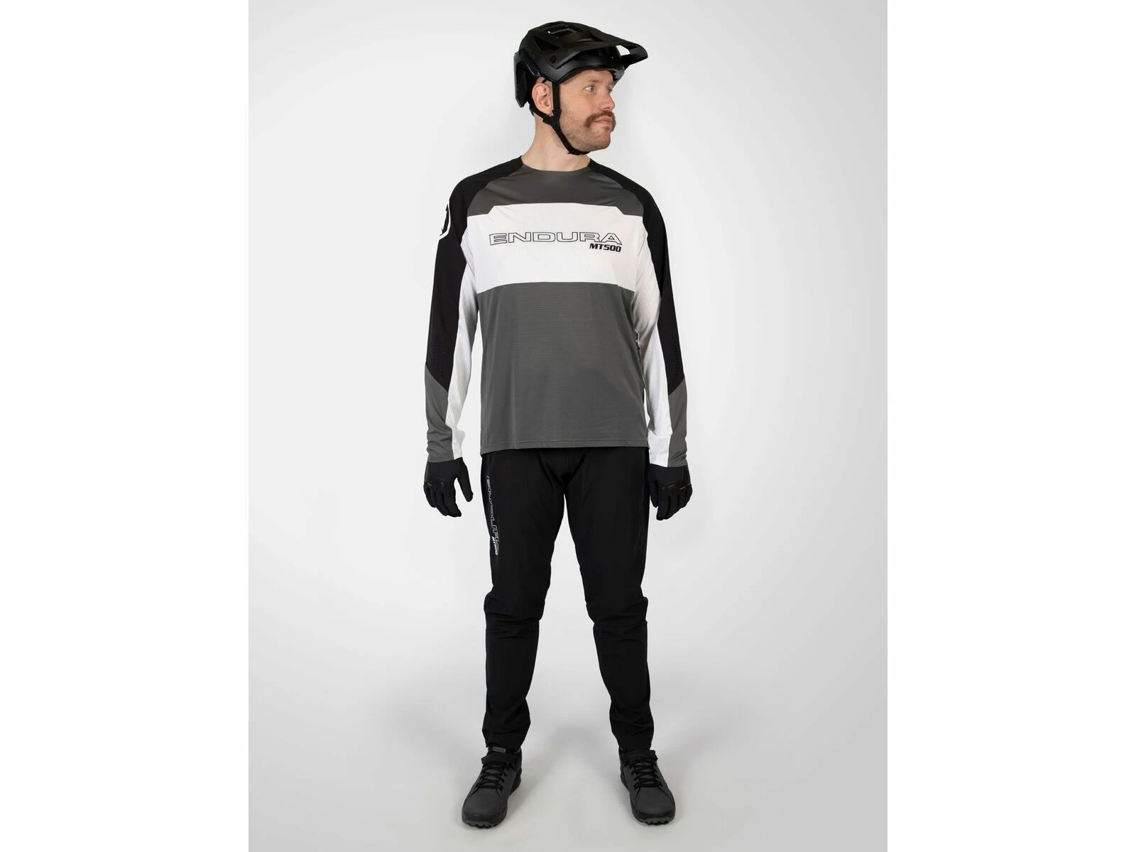 Endura MT500 Burner Lite Hose, Schwarz 5 Endura MT500 Burner Lite Hose, Schwarz – Bild 5